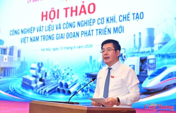 Phát biểu khai mạc hội thảo, Phó Chủ tịch Quốc hội Nguyễn Hồng Diên đề nghị các đại biểu cần làm rõ hơn vị trí, vai trò của công nghiệp vật liệu và công nghiệp cơ khí, chế tạo trong giai đoạn phát triển mới của đất nước; khẳng định sự cần thiết phải có nhận thức và cách tiếp cận mới về công nghiệp vật liệu, công nghiệp cơ khí, chế tạo, xem đây là các ngành công nghiệp nền tảng, công nghiệp gốc của nền kinh tế.
