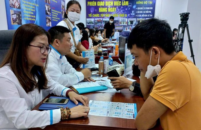 Doanh nghiệp tuyển dụng lao động. Ảnh: Nhật Dương.
