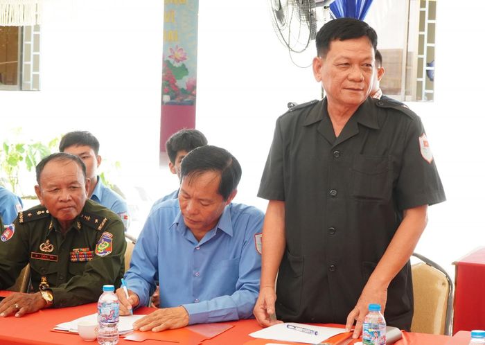 Chỉ huy Đội K93 báo cáo kết quả thực hiện nhiệm vụ.