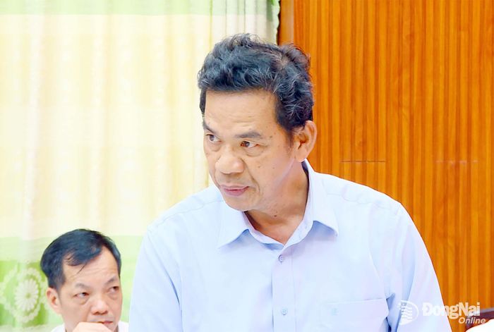 Ủy viên Ban Thường vụ Thành ủy, Chủ nhiệm Ủy ban Kiểm tra Thành ủy Trần Trung Nhân phát biểu tại buổi làm việc. Ảnh: Quang Phát
