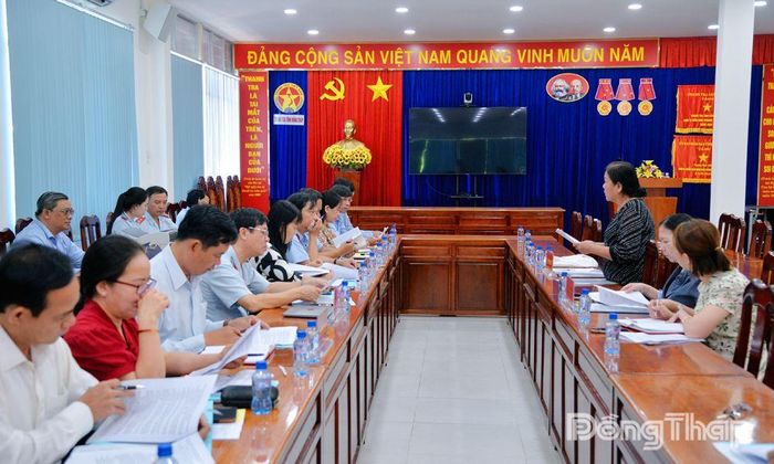 Quang cảnh buổi tiếp xúc, đối thoại công dân.