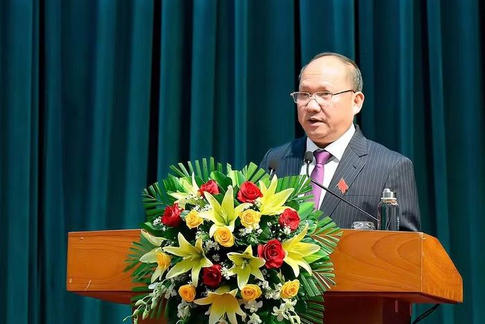 Chủ tịch HĐND tỉnh Rah Lan Chung phát biểu khai mạc kỳ họp. Ảnh: Đức Thụy