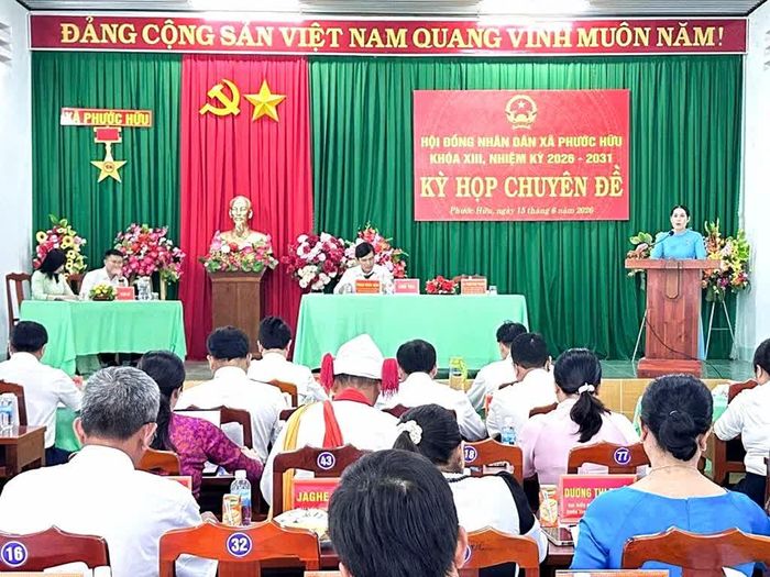 Quang cảnh kỳ họp.