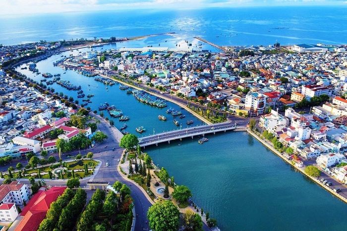 Quy hoạch tỉnh mục tiêu đến năm 2030 theo hướng gắn kết chặt chẽ giữa cao nguyên, trung du và ven biển. Ảnh: Thanh Nhàn