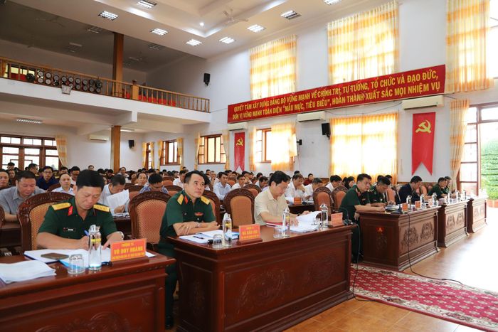 Ban Thường vụ Đảng ủy Quân sự tỉnh Lâm Đồng làm việc với Ban Thường vụ các xã, phường Khu vực phòng thủ 2 - Đông Gia Nghĩa