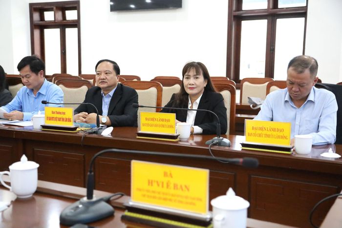 Các đại biểu tham dự