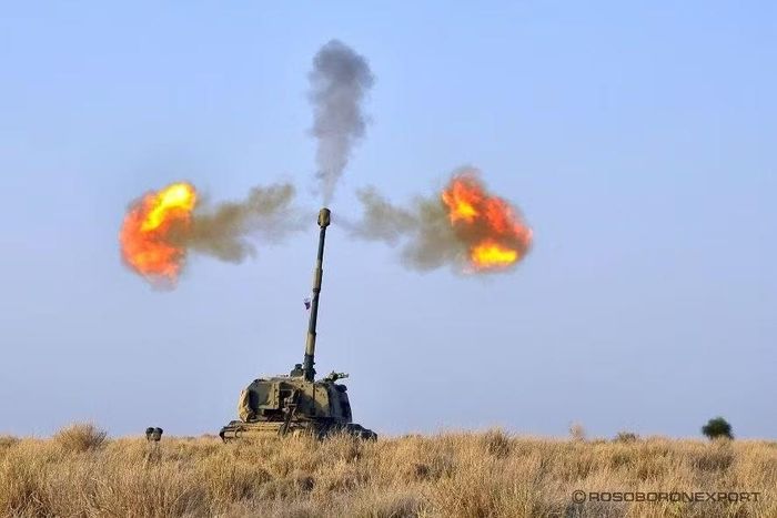 Pháo tự hành Msta-S của Nga không thể cạnh tranh trước K9 Thunder do Hàn Quốc chào bán.