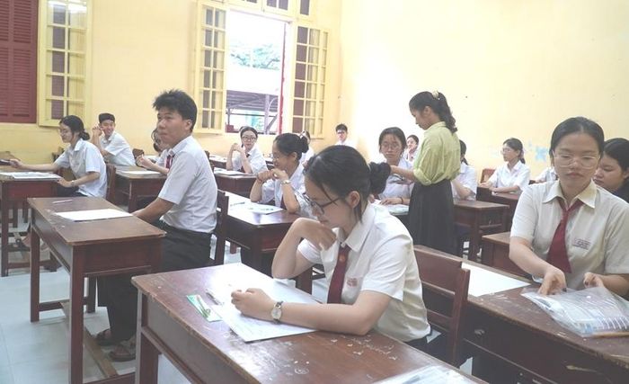Thí sinh tham dự kỳ thi tại Huế