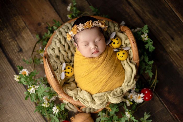 Sau gần 10 năm hiếm muộn, gia đình chị Vịnh lần lượt đón 2 đứa con chào đời nhờ phương pháp IVF.