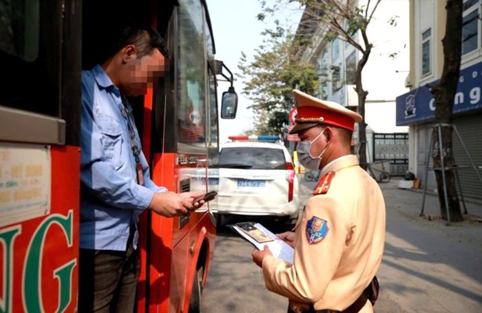 Theo các doanh nghiệp vận tải, cần có hướng dẫn và công bố danh mục các thiết bị trên thị trường đã đáp ứng quy định mới, tạo cơ sở để triển khai thuận lợi, tránh lãng phí (ảnh minh họa).