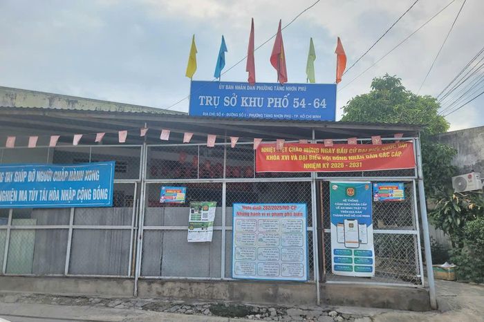 TP. Hồ Chí Minh cũng đưa ra các phương án giải quyết chế độ cho nhóm người bị dư dôi, nghỉ công tác do sắp xếp KP, ấp, thôn, KDC. Ảnh: Quang Phương