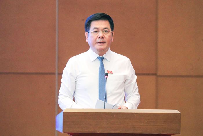 Phó Chủ tịch Quốc hội Nguyễn Hồng Diên phát biểu tại hội thảo
