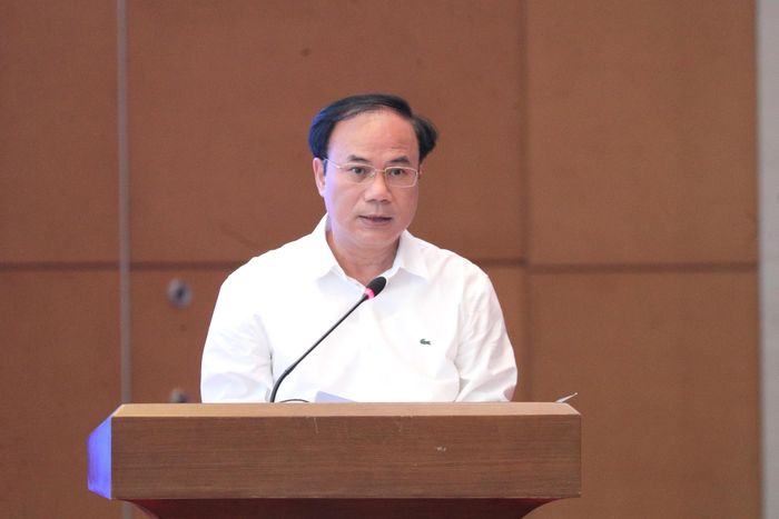 Thứ trưởng Bộ Xây dựng Nguyễn Văn Sinh phát biểu