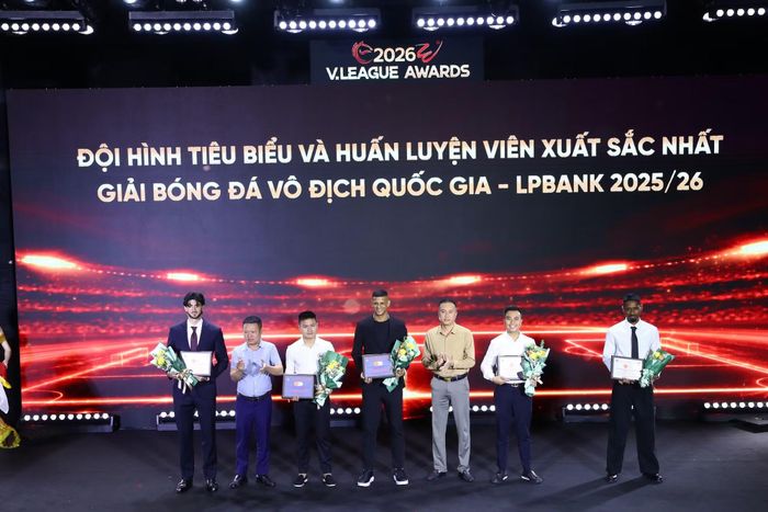 CLB bóng đá Công an Hà Nội đóng góp nhiều nhân sự trong đội hình tiêu biểu của mùa giải.