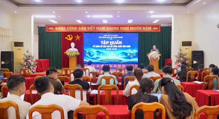 Các học viên tham dự lớp tập huấn.