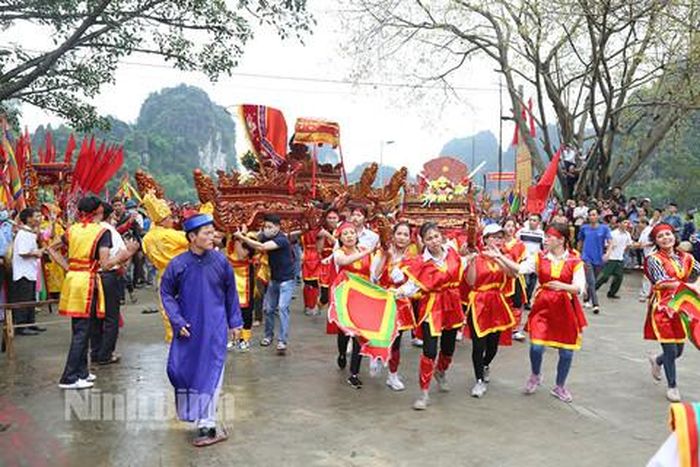 Lễ hội chùa Hương, Ninh Bình