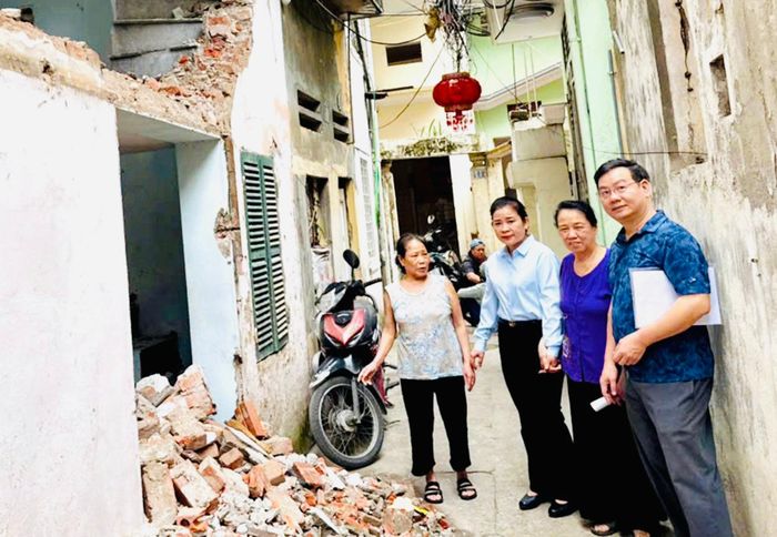 Phong trào thi đua “Dân vận khéo” được triển khai sâu rộng, gắn với giải quyết các nhiệm vụ cụ thể như GPMB, chỉnh trang đô thị, bảo vệ môi trường và xử lý các điểm nghẽn trong phát triển. Ảnh: PV