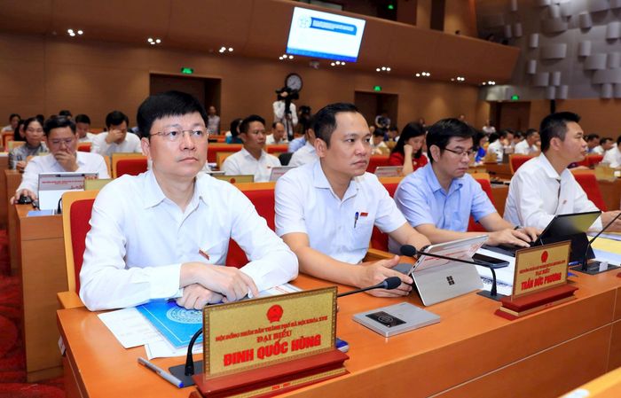 Đại biểu tham dự phiên làm việc sáng 15-6. Ảnh: Thành Thái