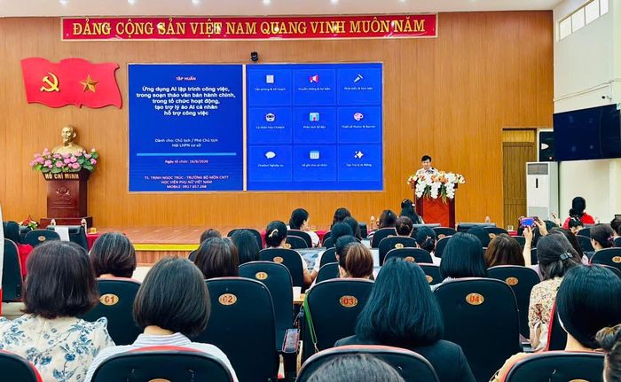 Quang cảnh buổi tập huấn. Ảnh: Bảo Lâm