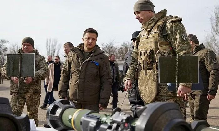 "Hôm qua, tôi đã có những cuộc trò chuyện rất tốt với Tổng thống Zelensky và Putin. Tôi nghĩ chúng ta có thể đạt được thỏa thuận nào đó về vấn đề này. Tôi thực sự tin là vậy".