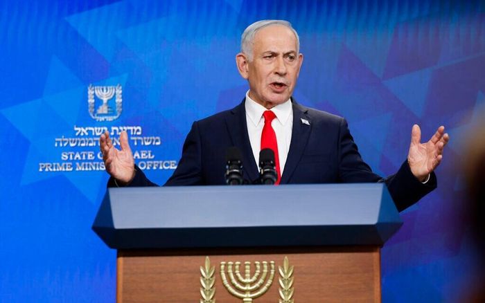 Thủ tướng Israel Benjamin Netanyahu tổ họp báo tại Văn phòng Thủ tướng ở Jerusalem ngày 15-6. Ảnh: Olivier Fitoussi/POOL