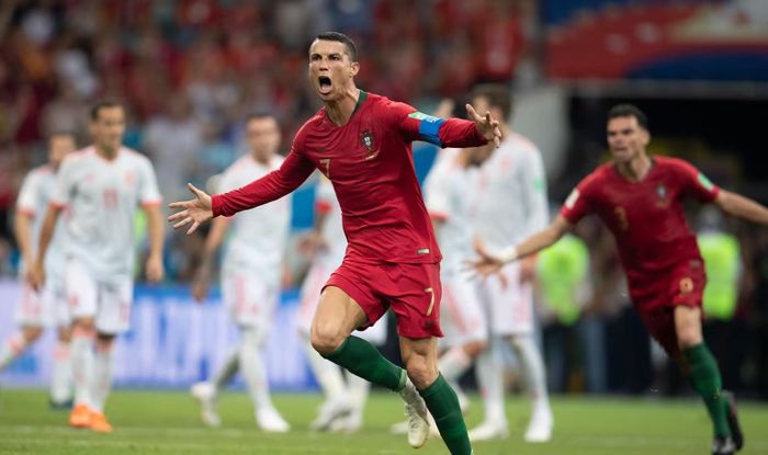 Ronaldo là cầu thủ khoác áo tuyển quốc gia nhiều nhất lịch sử. Ảnh: FF.