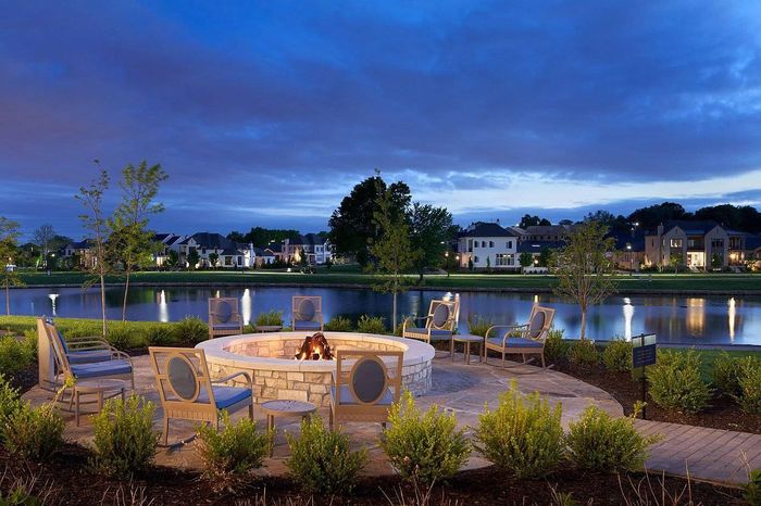  Tại Kansas City, tuyển Anh nhận được sự chào đón nồng nhiệt từ người dân địa phương. Với FA, khách sạn 54 phòng này không đơn thuần là nơi lưu trú mà còn là một phần trong kế hoạch chinh phục chức vô địch World Cup đầu tiên kể từ năm 1966. Trong hành trình kéo dài nhiều tuần trên đất Mỹ, việc tạo ra cảm giác thân thuộc có thể là lợi thế quan trọng không kém những gì diễn ra trên sân cỏ. Ảnh: ĐVCC. 