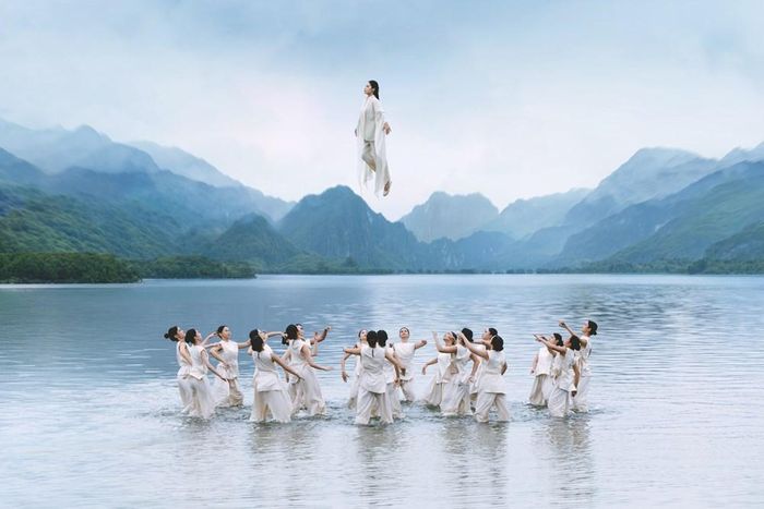 Ê kíp đã chọn Ninh Bình để quay MV "Lá ngọc cành vàng"