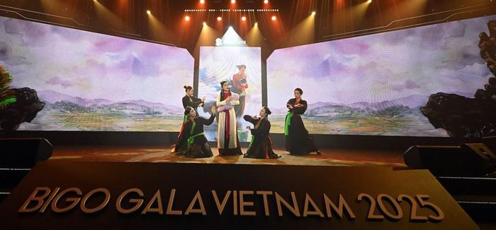 Một tiết mục nghệ thuật tại Bigo Gala Vietnam 2025 diễn ra tại TP.HCM