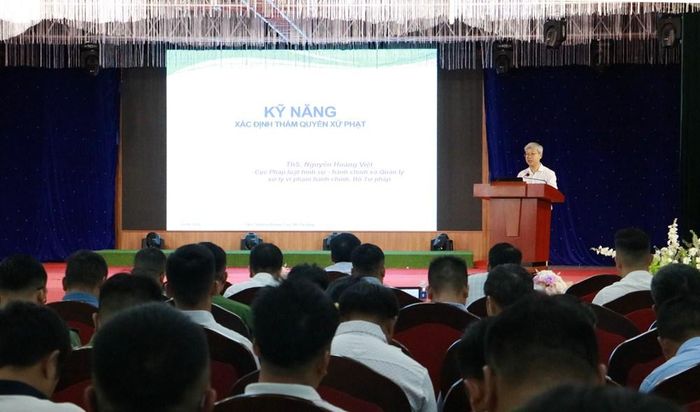 Quang cảnh hội nghị tập huấn