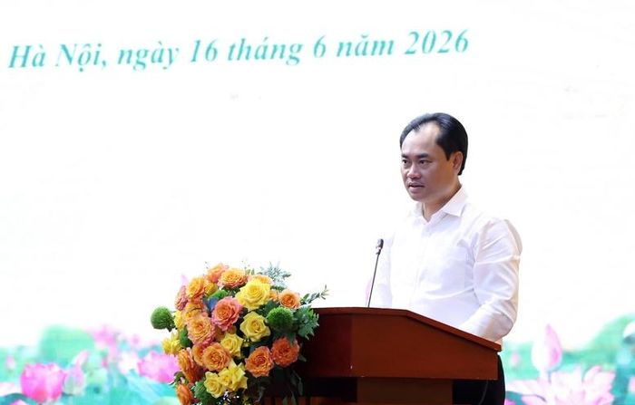 Bộ trưởng Bộ Nông nghiệp và Môi trường Trịnh Việt Hùng phát biểu tại Hội nghị - Ảnh: VGP/Gia Huy