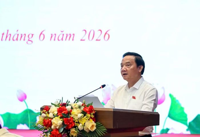 Phó Chủ tịch Quốc hội Nguyễn Khắc Định phát biểu khai mạc Hội nghị. (Ảnh: DUY LINH)