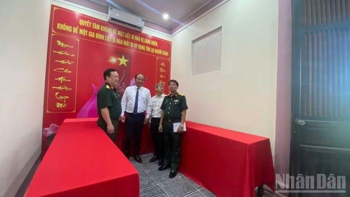 Huế lập cả phòng bảo quản mẫu trước khi chuyển cho đơn vị xác định.