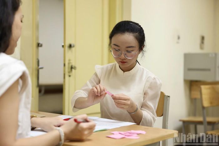 Ngày 17/6 diễn ra các phần thi: Hát; Lý thuyết âm nhạc cơ bản - Đọc nhạc; Chạy 100m; Hình họa; Trang trí.