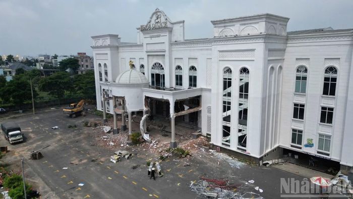 Khu A với quy mô 5 tầng, diện tích 3.500m2 hoàn thành, đưa vào sử dụng nhiều năm qua tổ chức các sự kiện, tiệc cưới.