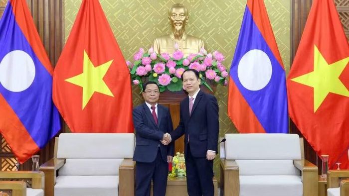 Bộ trưởng Tư pháp Hoàng Thanh Tùng tiếp đồng chí Khamphan Phommatha, Ủy viên Bộ Chính trị, Phó Thủ tướng Chính phủ, Bộ trưởng Tư pháp Lào.