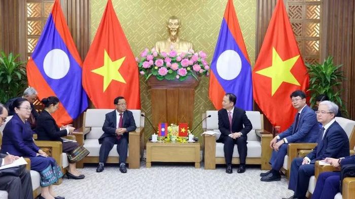 Toàn cảnh buổi tiếp.