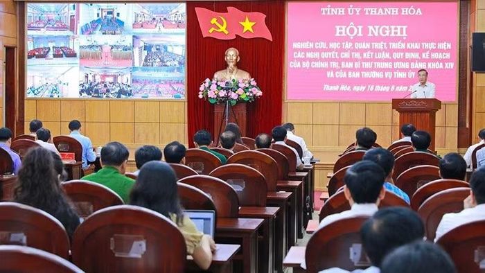 Quang cảnh hội nghị.