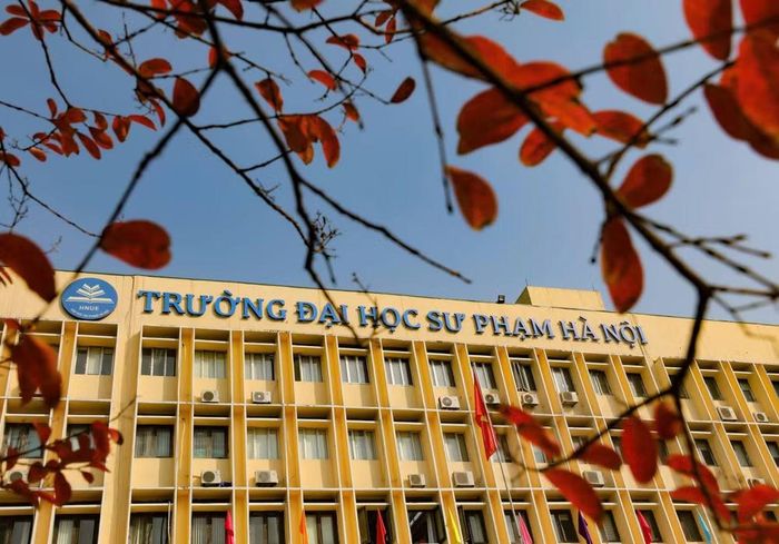 Trường đại học Sư phạm Hà Nội.