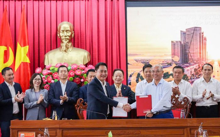 Lễ ký kết biên biên bản ghi nhớ hợp tác đầu tư.