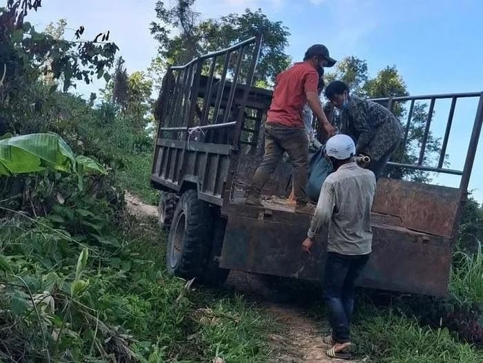 Nạn nhân đã tử vong trong rừng sâu Gia Lai với vết đạn do súng tự chế. Ảnh: Đặng Tuân