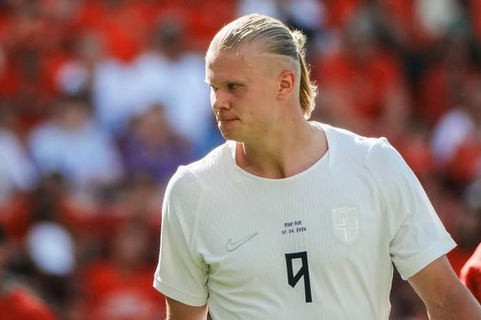 "Sát thủ" vòng cấm địa Erling Haaland