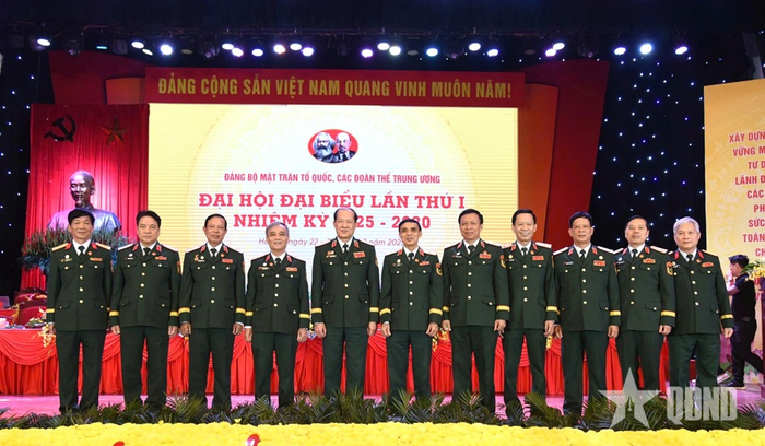  Đoàn đại biểu Đảng bộ Trung ương Hội Cựu Chiến binh Việt Nam tham dự Đại hội đại biểu Đảng bộ Mặt trận Tổ quốc, các đoàn thể Trung ương lần thứ I, nhiệm kỳ 2025-2030 (tháng 9-2025). Ảnh: HOÀNG LINH