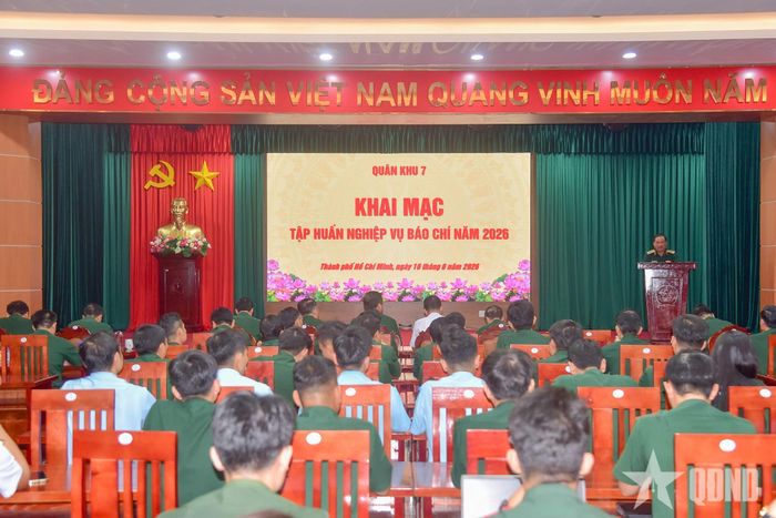  Quang cảnh buổi tập huấn.