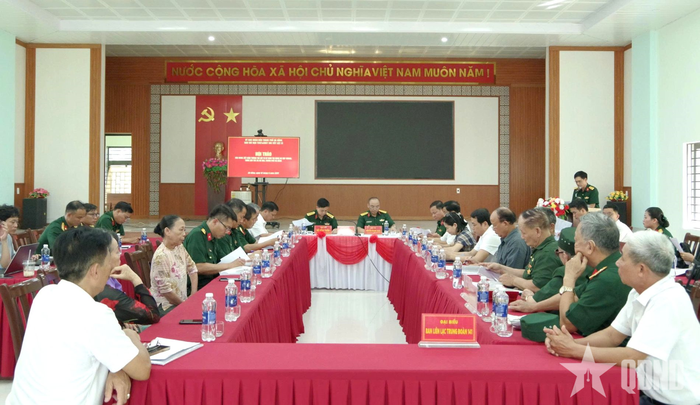  Quang cảnh hội thảo. 