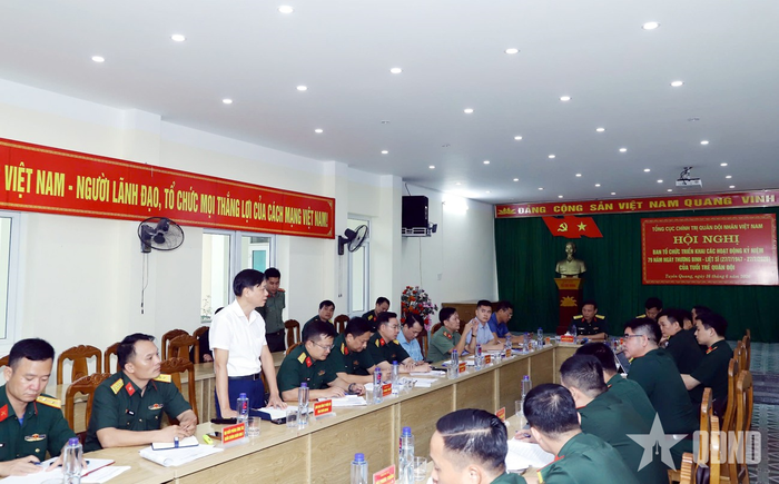  Quang cảnh hội nghị.