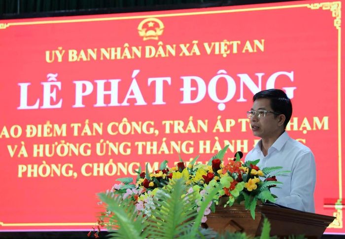 Chủ tịch UBND xã Nguyễn Ngọc Hoàng Việt phát biểu tại Lễ phát động.