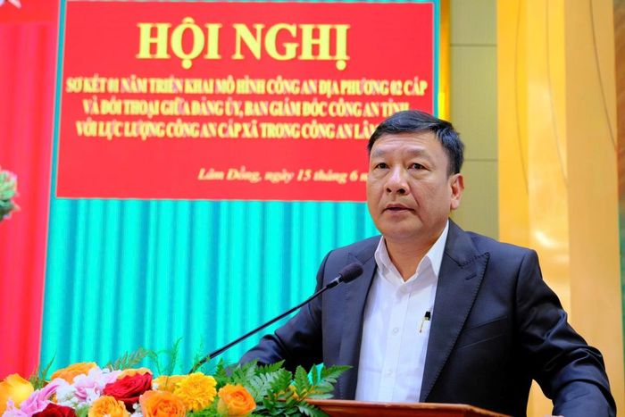 Đồng chí Bùi Thắng - Phó Bí thư Tỉnh ủy phát biểu chỉ đạo tại Hội nghị.