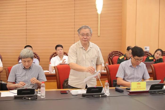 TS Trần Đức Lai, Chủ tịch Hội Vô tuyến - Điện tử Việt Nam phát biểu tại Hội thảo. Ảnh: QH.