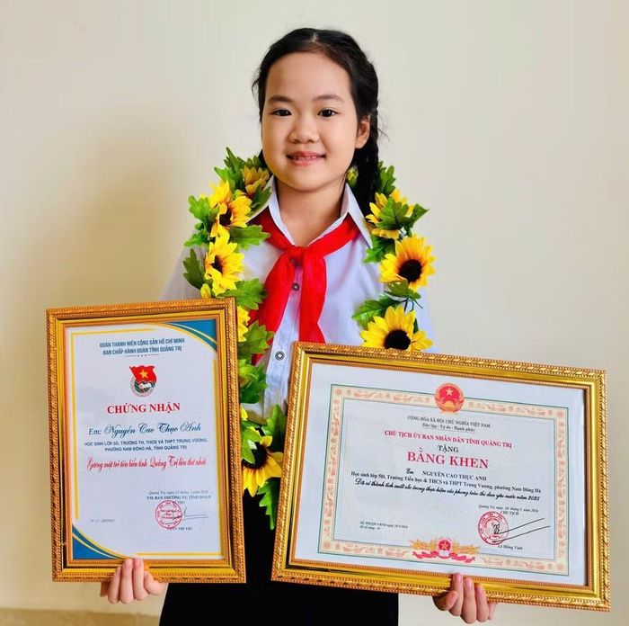Thục Anh được Chủ tịch UBND tỉnh tặng Bằng khen về thành tích xuất sắc trong phong trào thi đua yêu nước năm 2025.